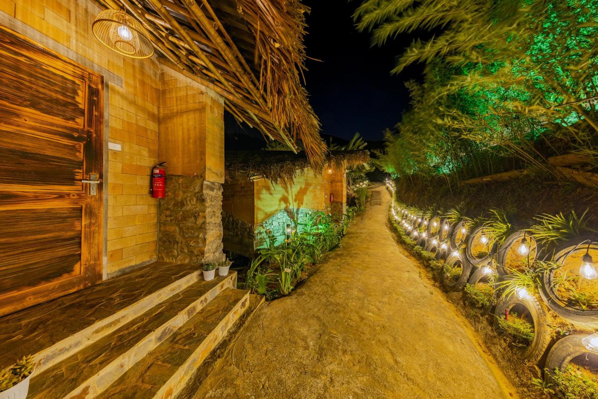 Sapaxa Spring Garden Ecolodge Bagian luar foto